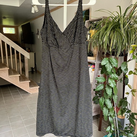 Prana Dresses & Skirts - Prana Ivy Black & Yellow Sleeveless Striped Tank Dress Built In Bra Size XL